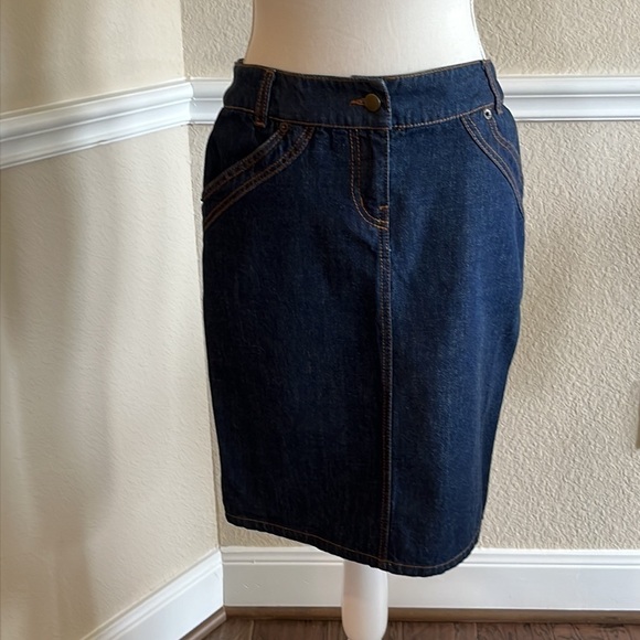 R.E.D. Valentino Denim Pencil Skirt Size 42 EUR 6 US - Picture 1 of 16